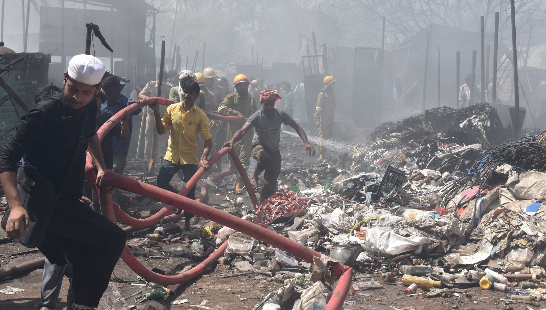 Rakhi Mandi fire, Ashes of all-round destruction, some's hopes burnt and others' hopes burnt