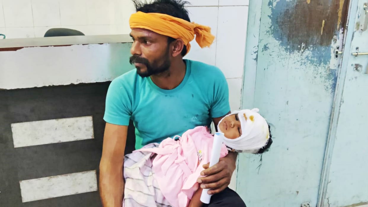 Khagaria: young man who was taking his sister to his parents' home on bike was crushed by a truck, both died