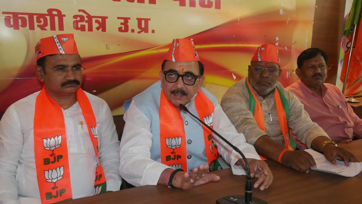 Union Minister Mahendranath Pandey called Kejriwal team corrupt in Varanasi