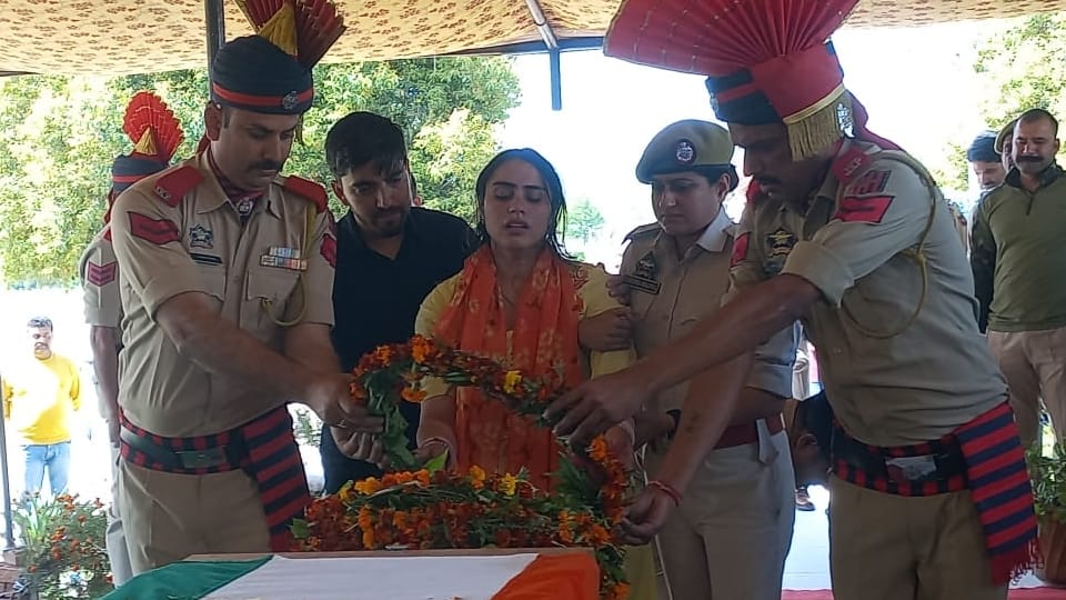 DGP rr swain Vows Aggressive Crackdown on Crime during Wreath laying ceremony of Martyr PSI Deepak Sharma