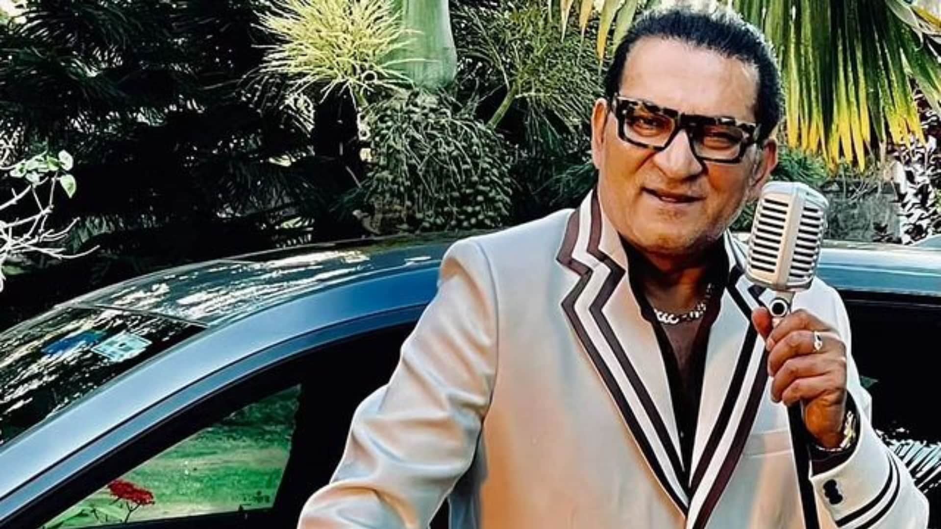 Abhijeet Bhattacharya says Mahatma Gandhi Was Father Of Nation For Pakistan Not India see statement