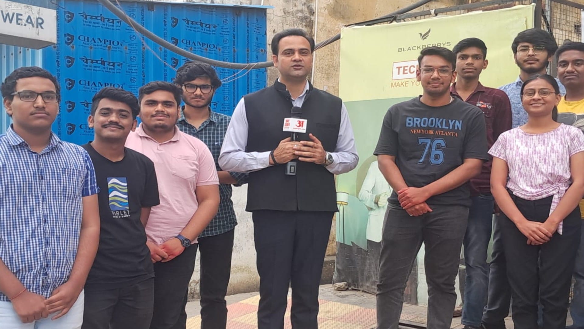 भीलवाड़ा में युवाओं से चर्चा
