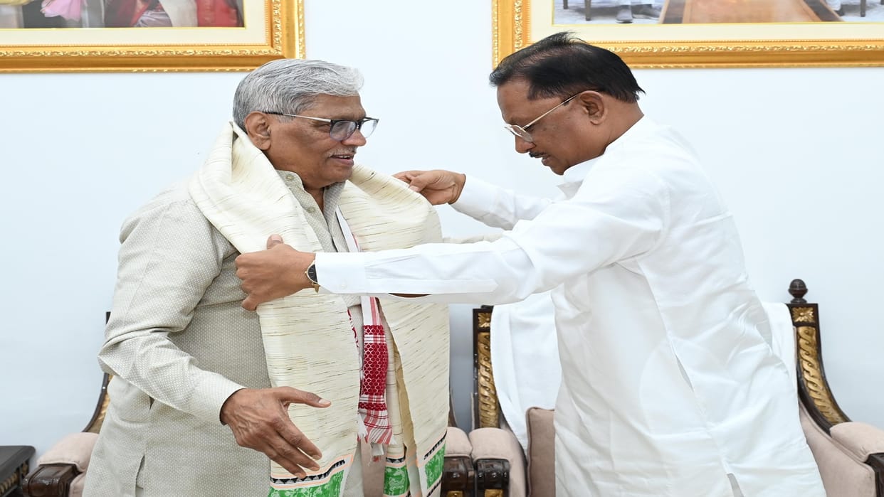 CG News: Former Rajya Sabha MP Prabhat Jha met CM Sai, discussed strategy for Lok Sabha elections