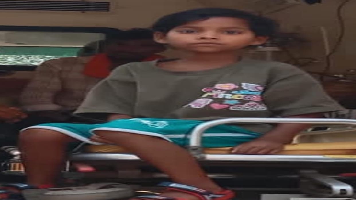 Chhattisgarh: Pin stuck in eight year old girl stomach; Innocent child gets new life to initiative of CM Camp