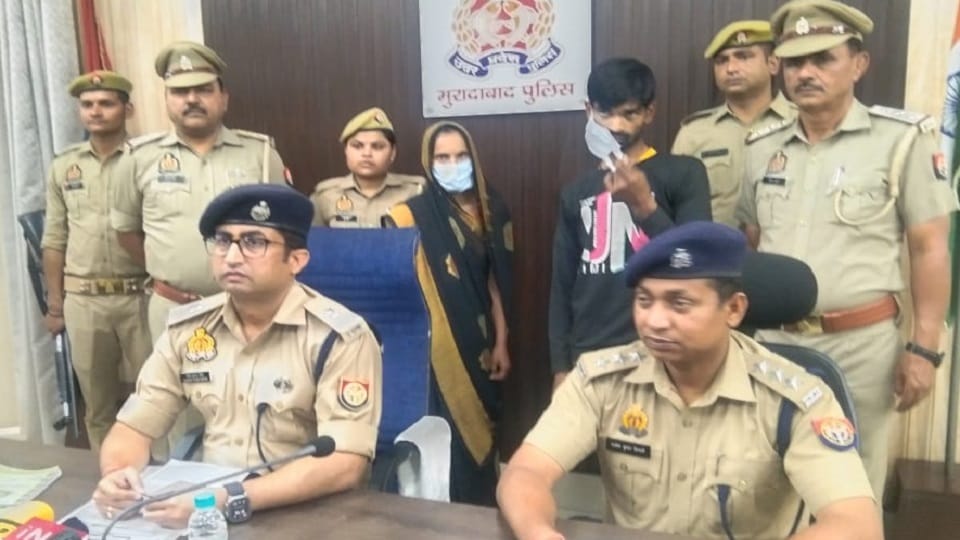 Moradabad: Illegal relationship with disabled nephew, husband became a hindrance and then killed her together