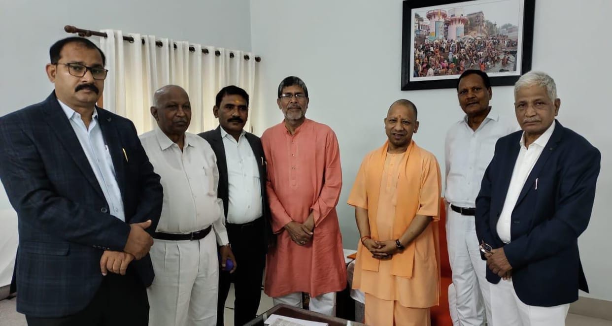 Lawyers meet CM Yogi Adityanath for Missing advocate for 9th day in varanasi