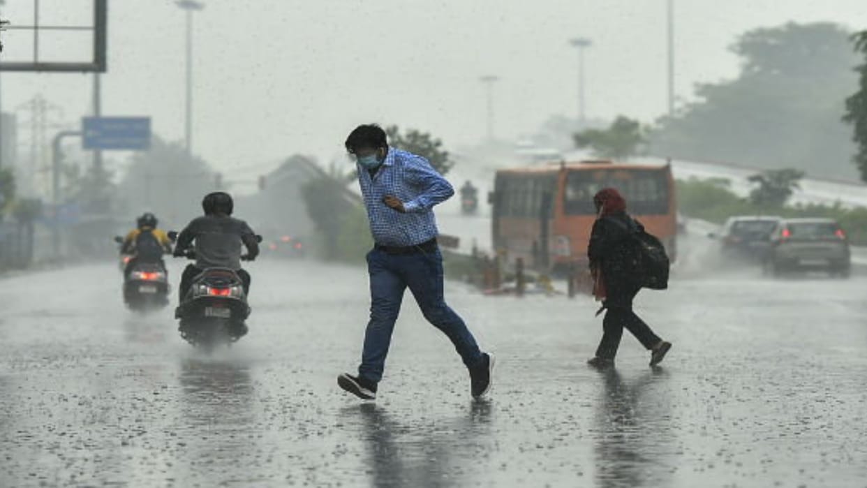 Rajasthan Weather Updates IMD Predict Rain Possibility Due to Western Disturbance News in Hindi