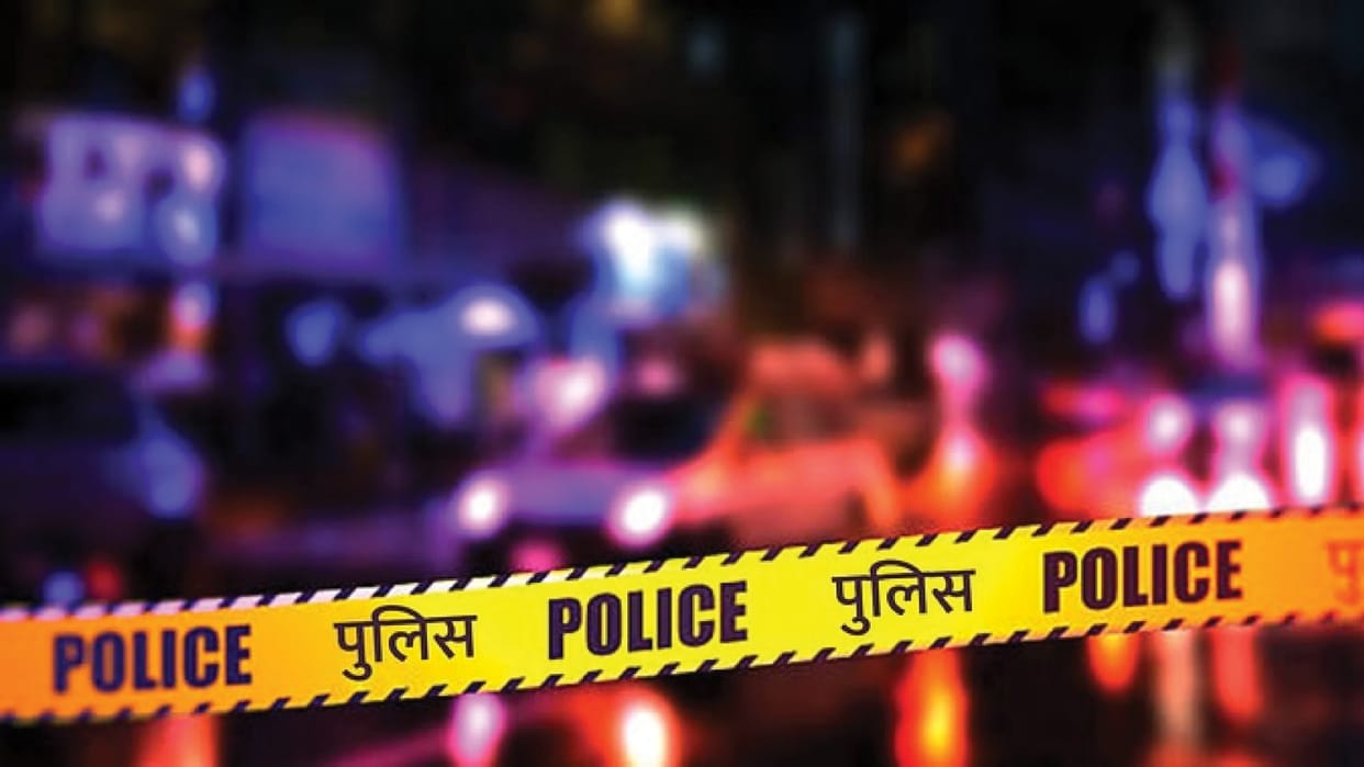 Kannauj: Two young sisters fell into a cauldron of boiling vegetable curry and suffered severe burns