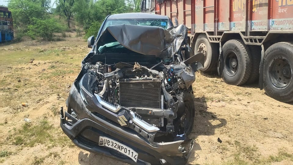 Yamuna Expressway Accident caused by stray animal car collides with truck four injured