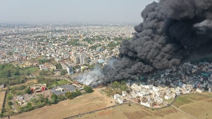 Raipur News: Transformer blast in electricity department premises; A massive fire broke out