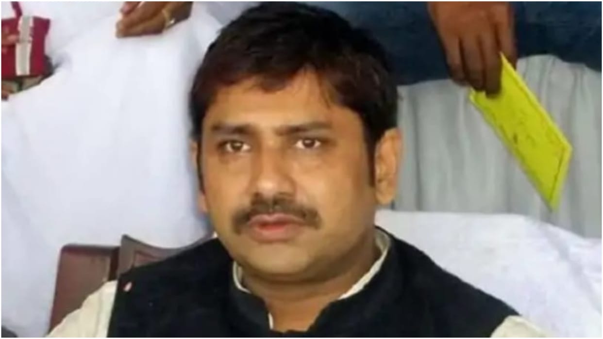 Bihar News : Minister Sumit Singh brother Ajay Pratap joining before Lalu Yadav Rjd lok sabha election 2024