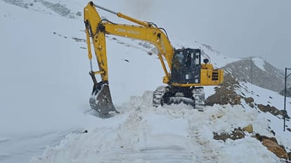 Uttarakhand Weather: Snowfall in Darma-Vyas valley of pithoragarh