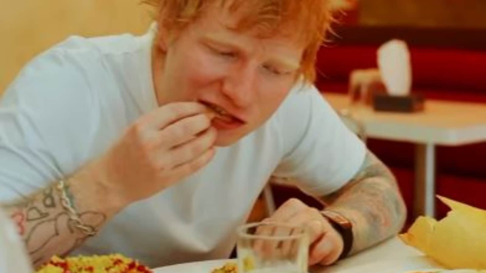 Singer Ed Sheeran played cricket with Shubhman Gill eat pani puri and lassi had fun chat with tanmay bhatt