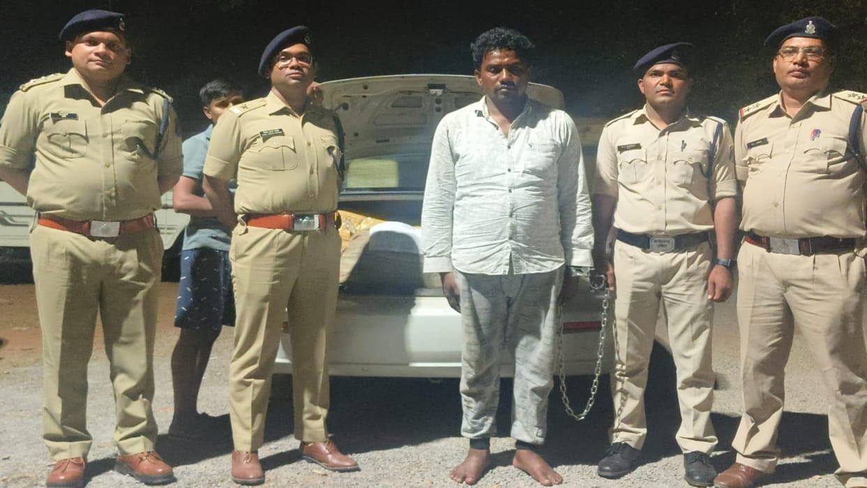 Raipur Crime: Interstate accused arrested with ganja worth Rs 22 lakh; police reached on the spot