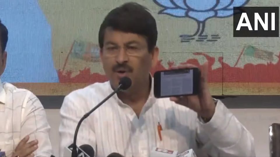 BJP attacks Kejriwal on liquor scam