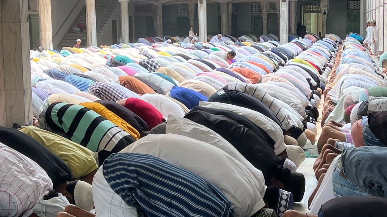 Namaz Controversy in chamoli Muslims in Jyotirmath will offer prayers in their homes lock the building