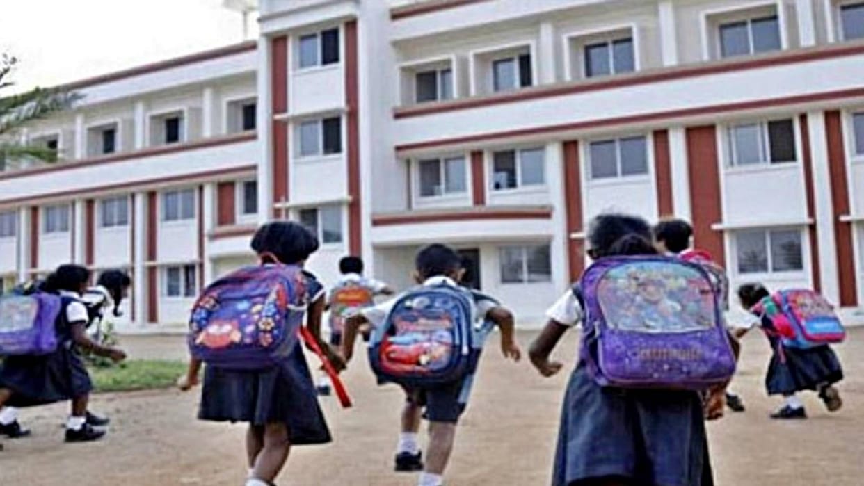 Jabalpur Private School Case Administration tightened its grip on 11 other private schools