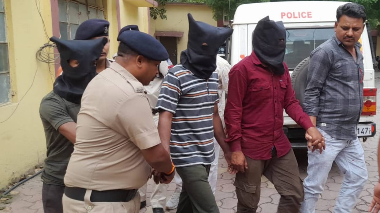 Mandsaur Accused who murdered woman and looted opium arrested there was dispute over money transaction