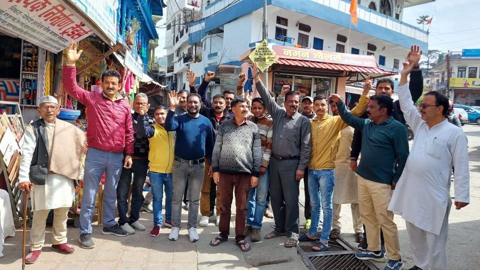 People angry after finding contaminated water in Lohaghat champawat