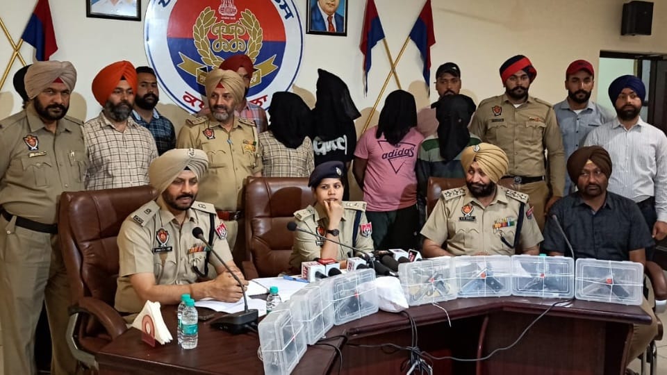 Kapurthala Police arrested four man with consignment of weapons