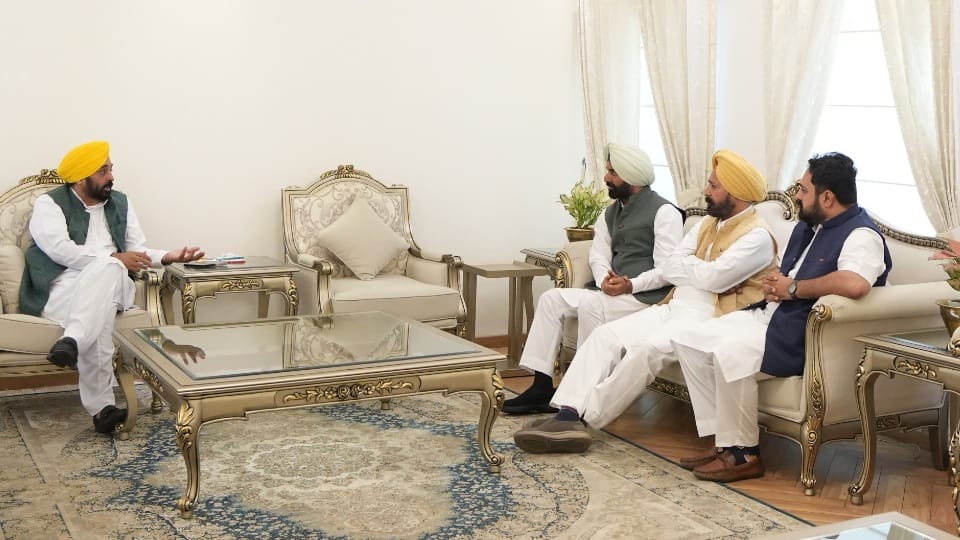 Punjab CM Bhagwant Mann holding meeting with MLAs of Amritsar And anandpur sahib for loksabha election