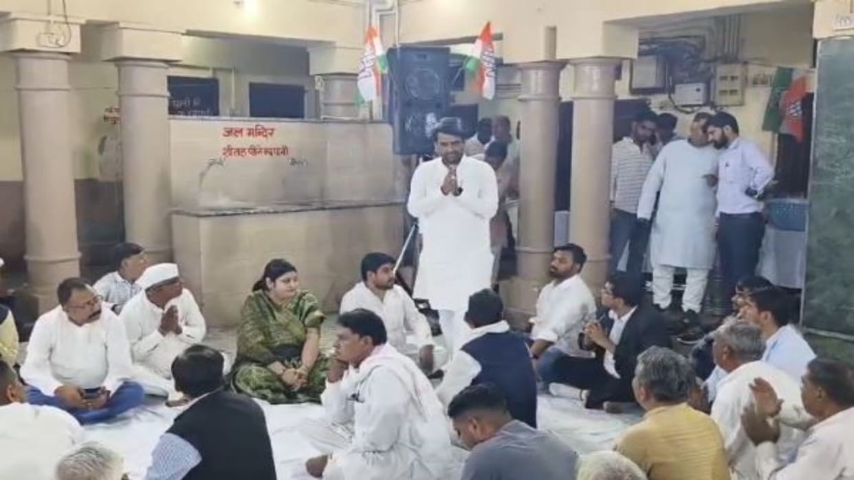 Alwar News: Congress candidate reached Behror to campaign, villagers gave grand welcome
