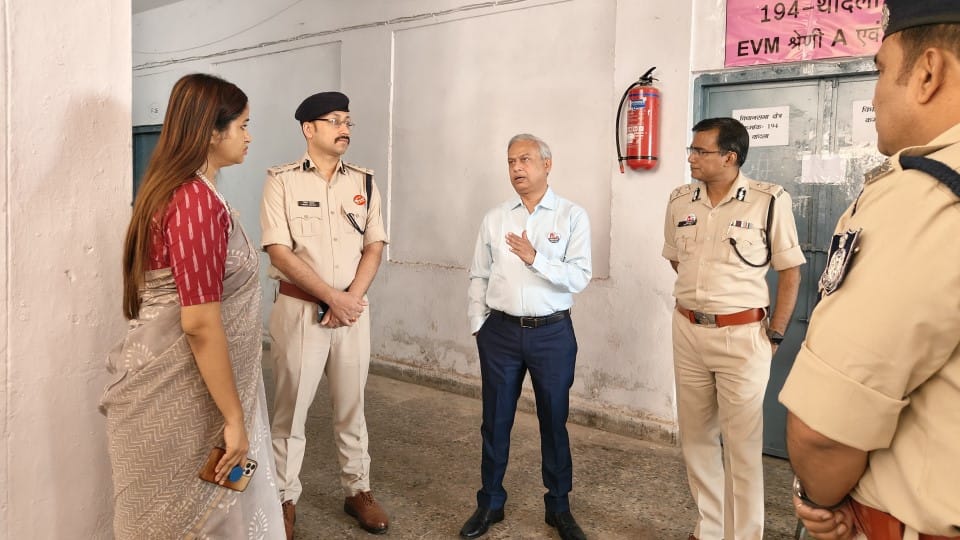 loksabha election 2024 indore news security police evm