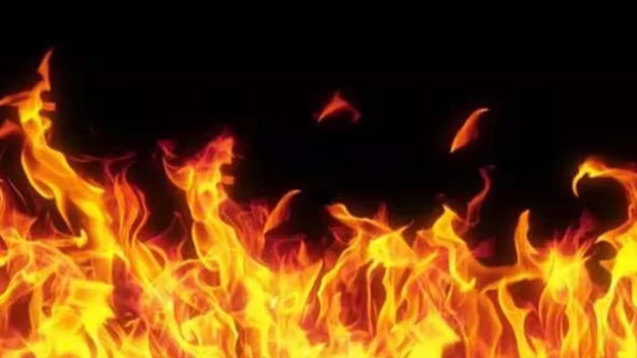 Kanpur: Fire broke out due to short circuit in Sergeant house, 10 year old son burnt alive
