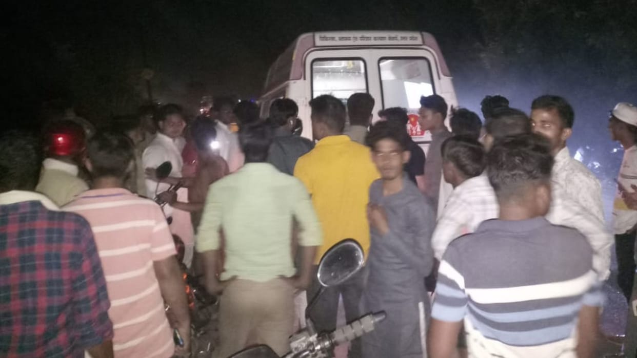 one young man died road accident in azamgarh two injured