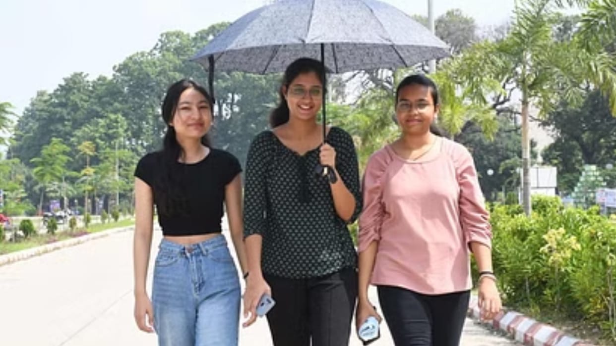 CG Weather News: Light rain expected in Chhattisgarh; Raipur was  hottest, mercury reached above 41 degrees