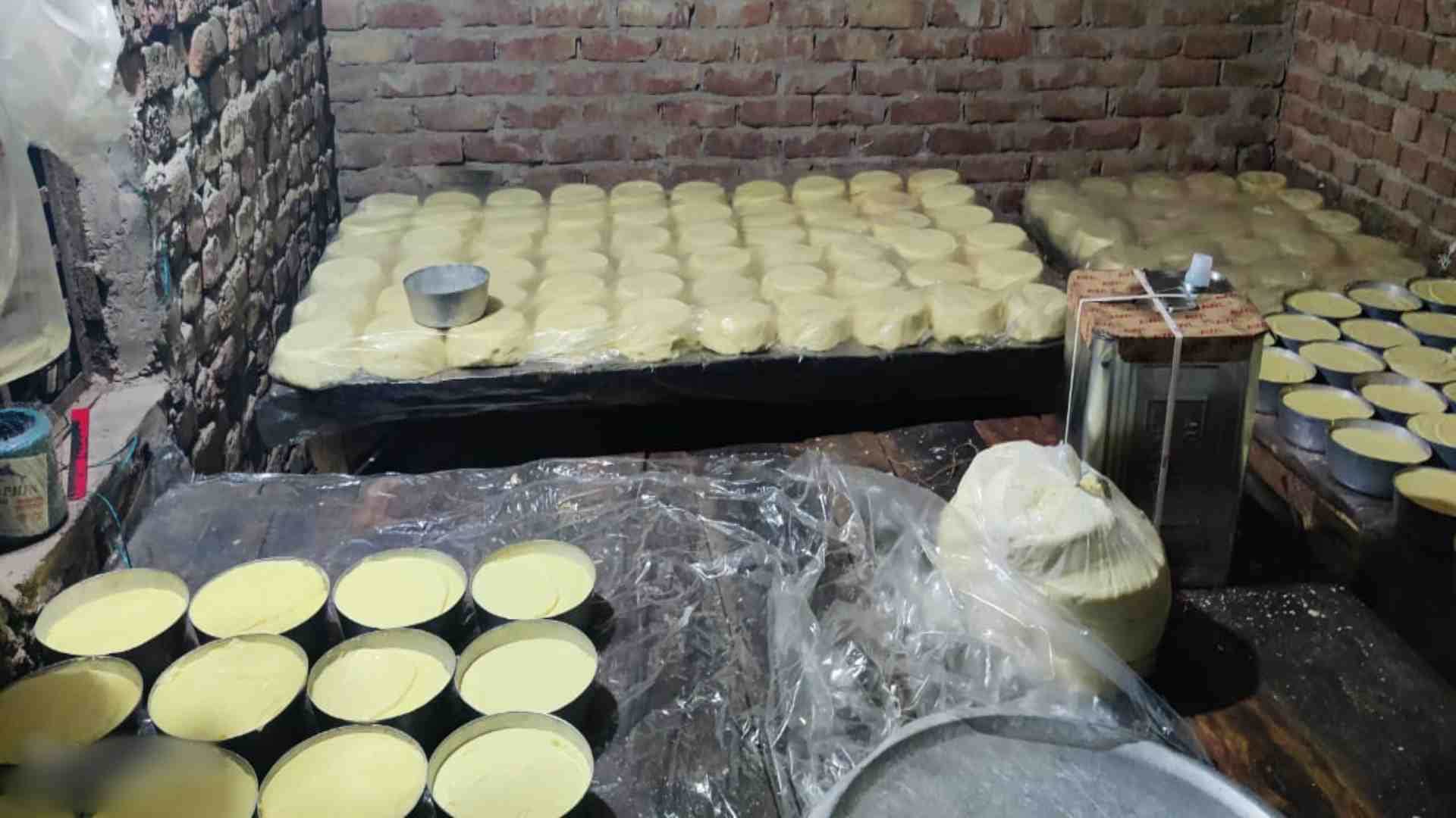 जब्त किया गया नकली मावा।