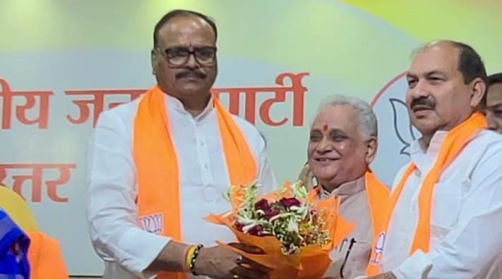 BSP leader Aditya Pandey joins BJP, Deputy CM Brijesh Pathak gives him membership