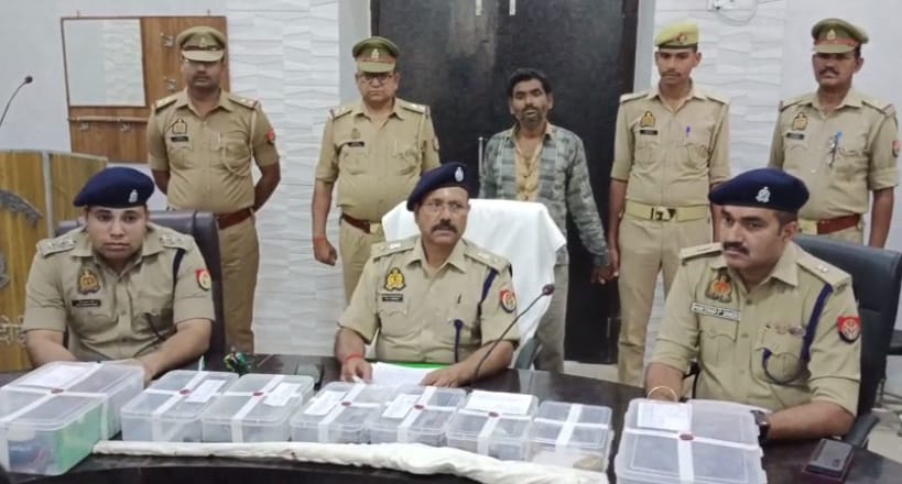 Police caught second illegal arms factory in eight days, five pistols and other equipment recovered, one arres