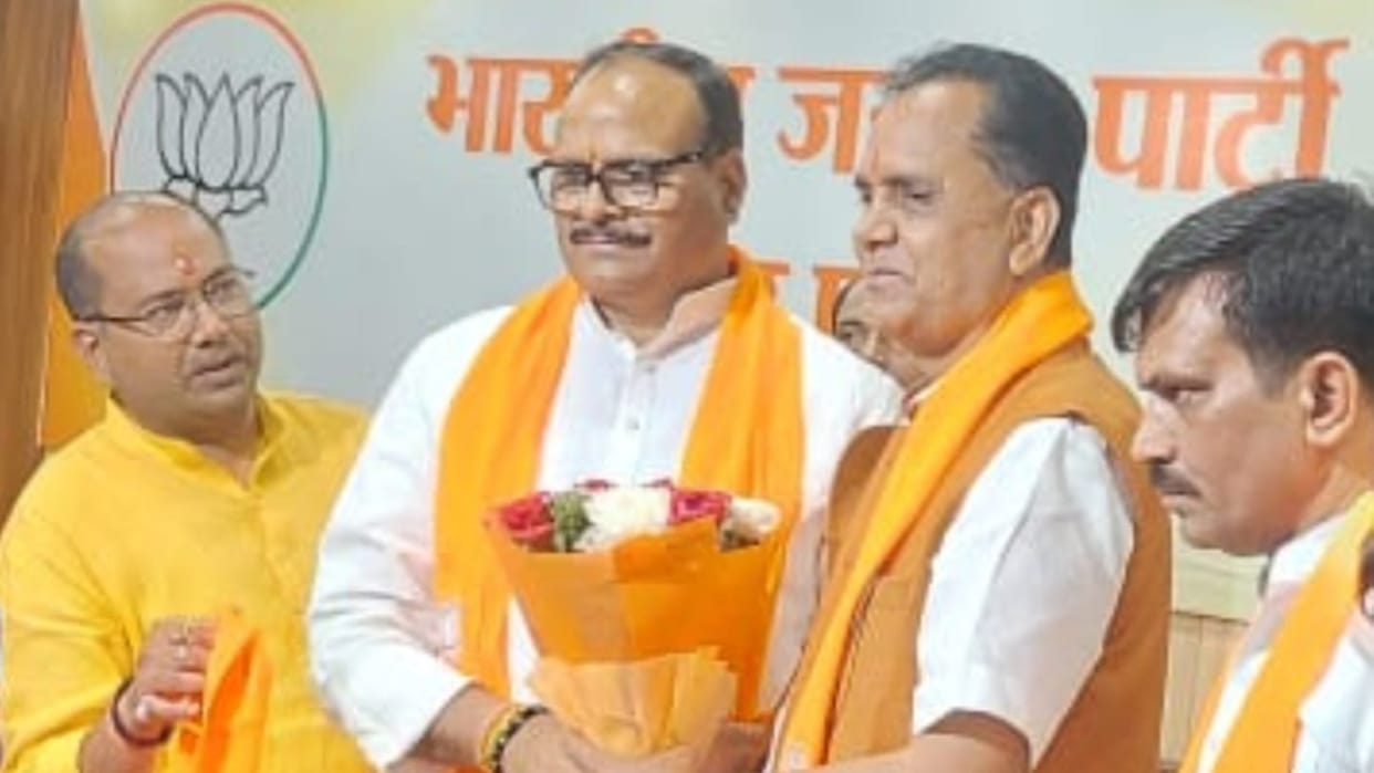 Lok Sabha Election: Former SP Vice President Surendra Srivastav joins BJP, says Mission 80 will be successful