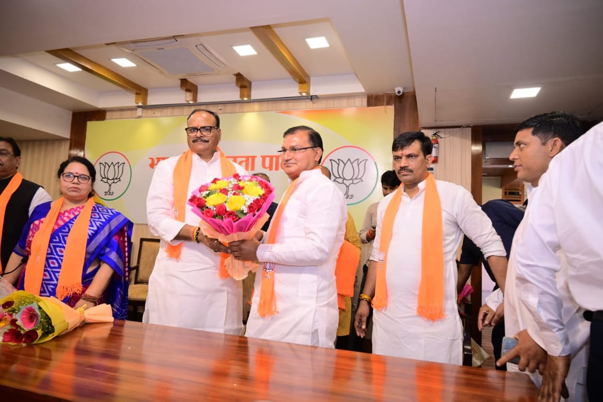 Loksabha Election 2024: Former CM's son and many former MP and MLA join BJP.