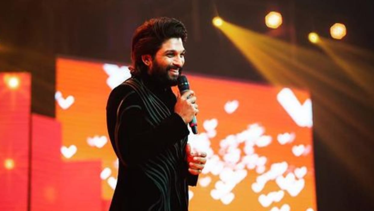 allu arjun received Most Versatile Actor of the Year at Dadasaheb Phalke International Film Festival Awards