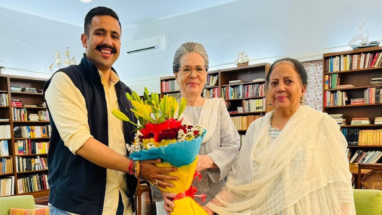 Himachal Pradesh Congress president Pratibha Singh along with her son met Congress Chairperson Sonia Gandhi