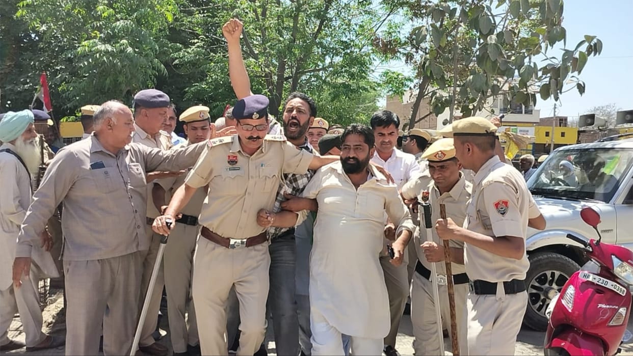 Haryana: Farmers gathered in Tohana to protest against Chief Minister Nayab Singh Saini, detained