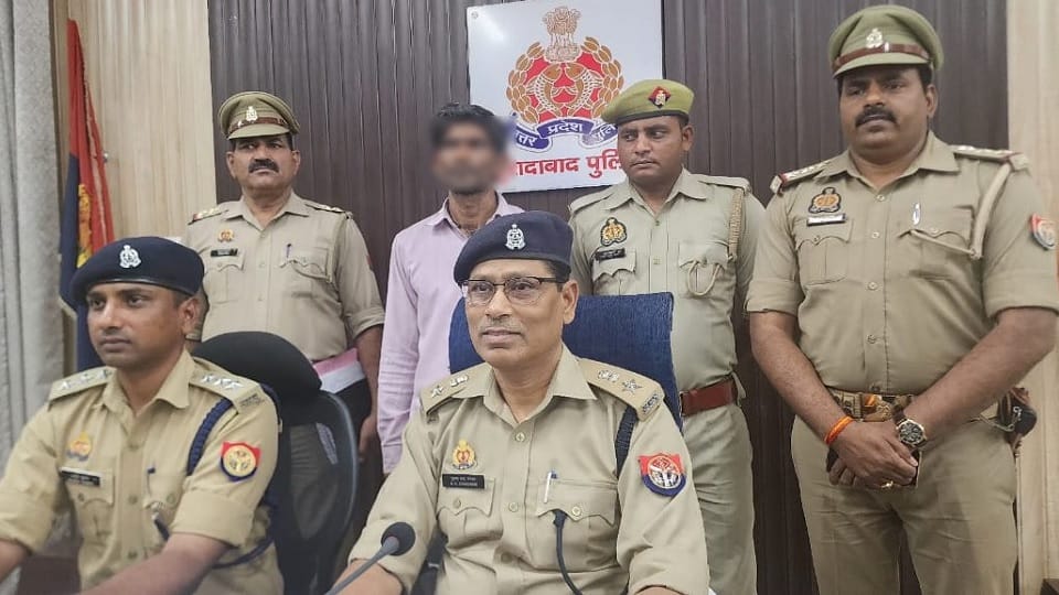 Moradabad: Brother murderer Rajeev arrested, he had hit him on head with stick over dispute over selling house