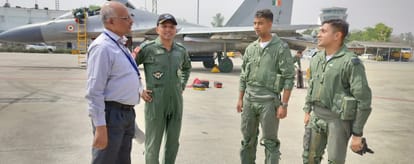 पहली बार बाबतपुर एयरपोर्ट पर उतरे 2 सुखोई-30