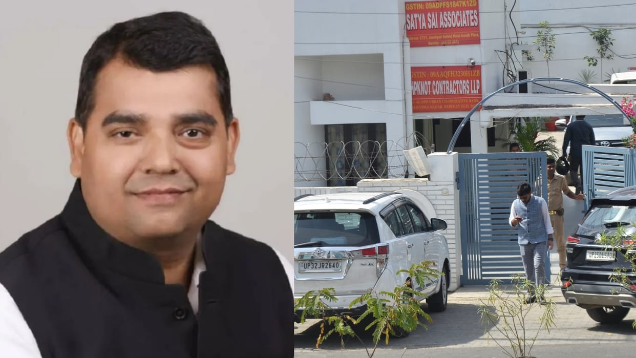 income tax seized cash and documents from bank locker of Satya Sai Builders in bareilly