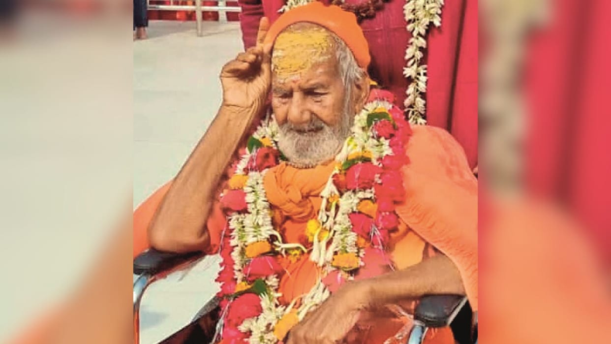 PM modi and CM yogi expressed grief Death of Swami Shivshankar Chaitanya in varanasi