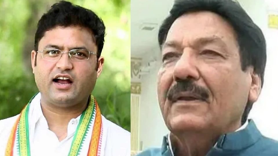 BJP Candidates of Hisar and Sirsa face opposition from local leaders of party
