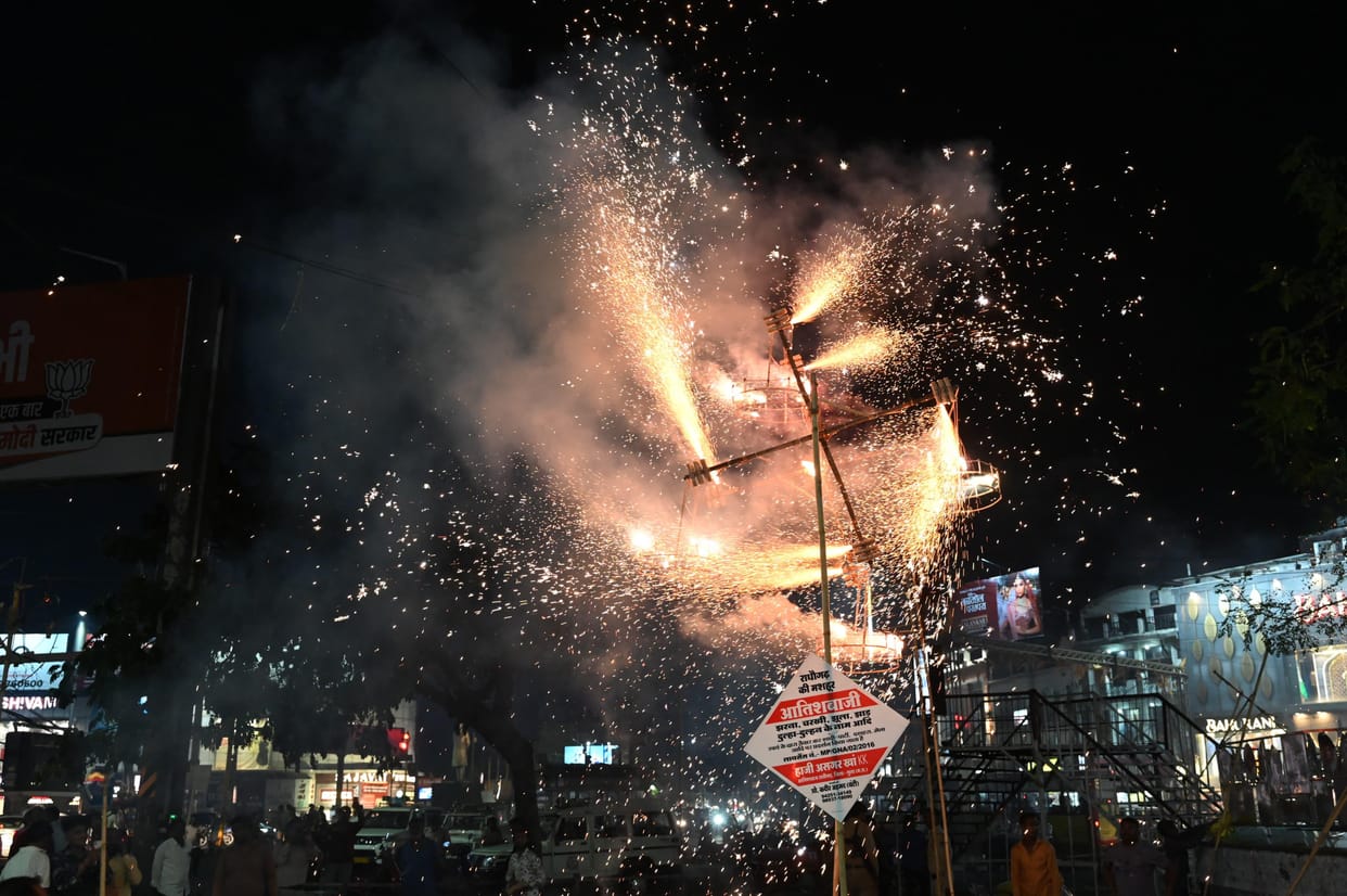 Fireworks market will be decorated in the exhibition in Aligarh