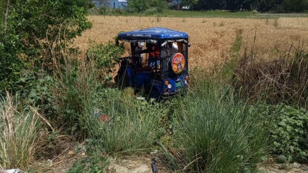 Bihar News: Car and e-rickshaw collide in Gopalganj, child dies; 2 people including woman seriously injured