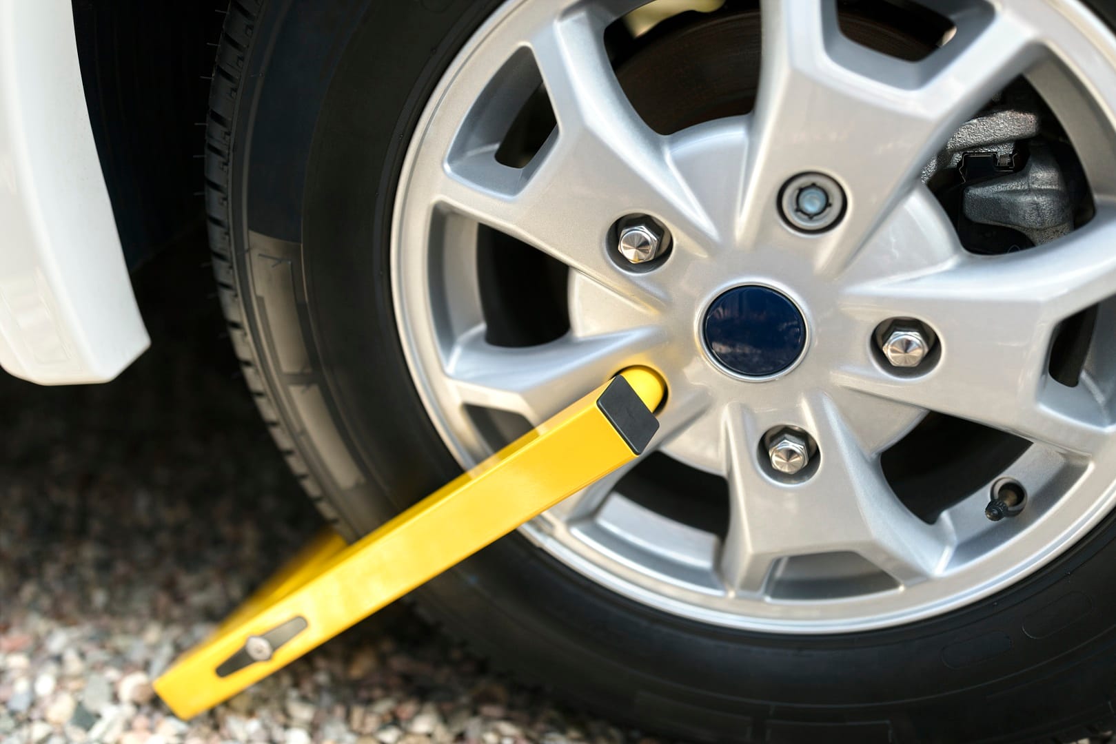 Car Tips: why Wheel Alignment And Wheel Balancing is important in car
