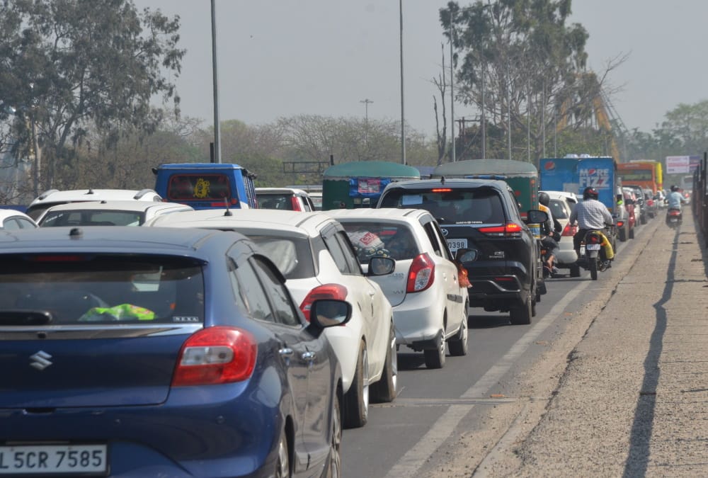 Somvati Amavasya 2024 Huge Crowd 45 lakh Devotees gathered for ganga Snan Traffic Jam Photos