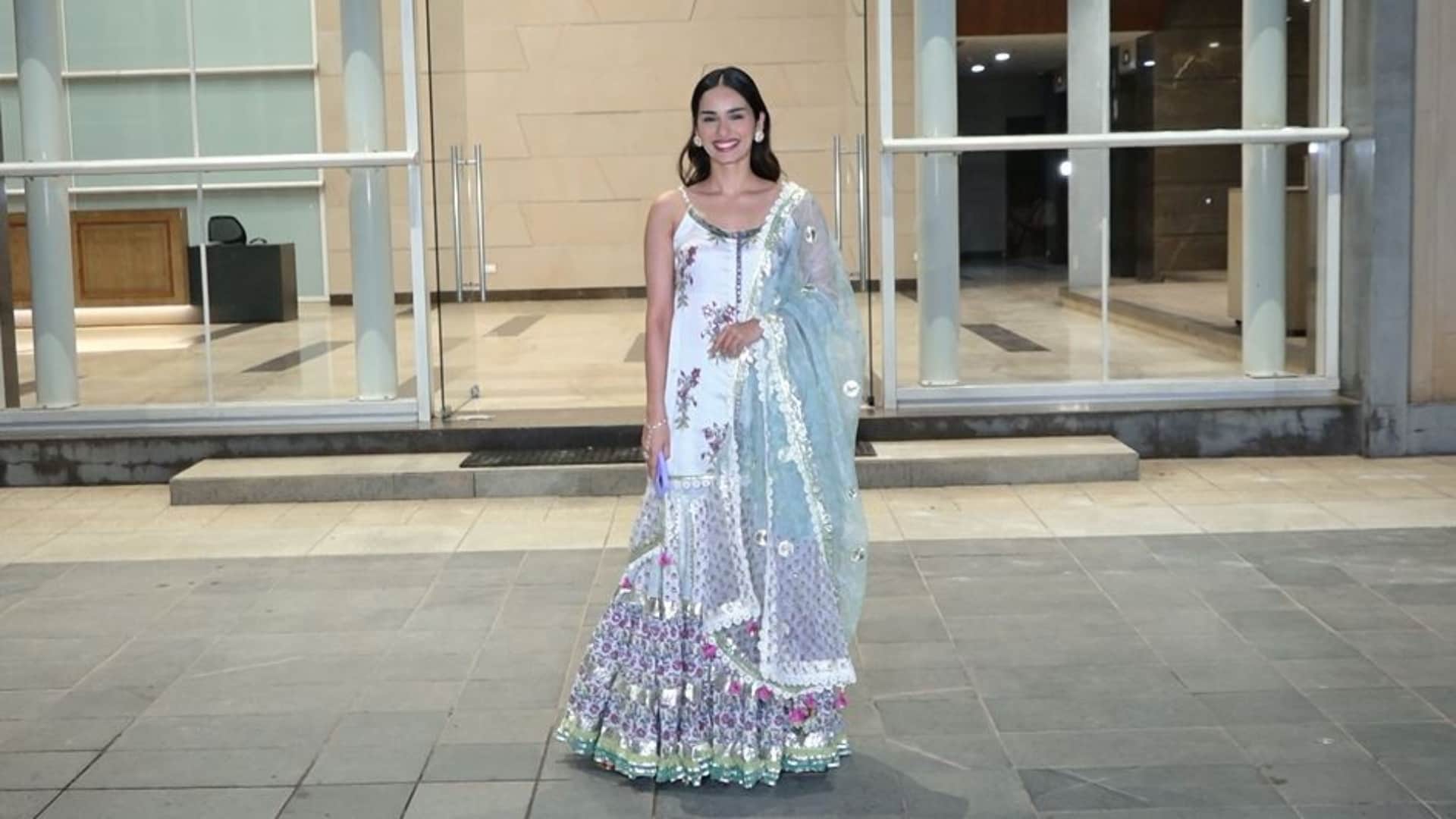 Ali Abbas Zafar Iftar Party akshay tiger shroff manushi chhillar alaya f rakul preet Jackky Bhagnani photos
