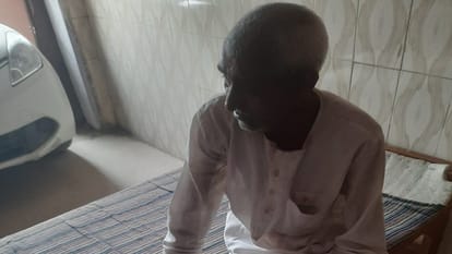 Dead body of old man found on tube well