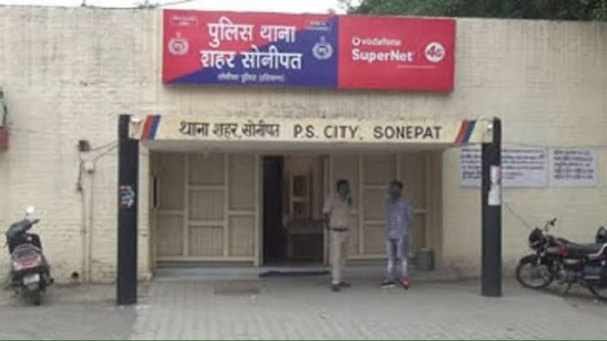 Sonipat: Thieves took away gold and silver jewelery from a locked house